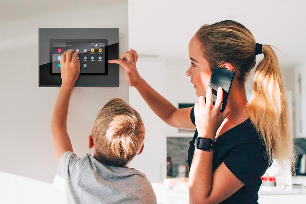 Domotica residenziale - la casa intelligente su misura - Elettro System Bedin Vicenza