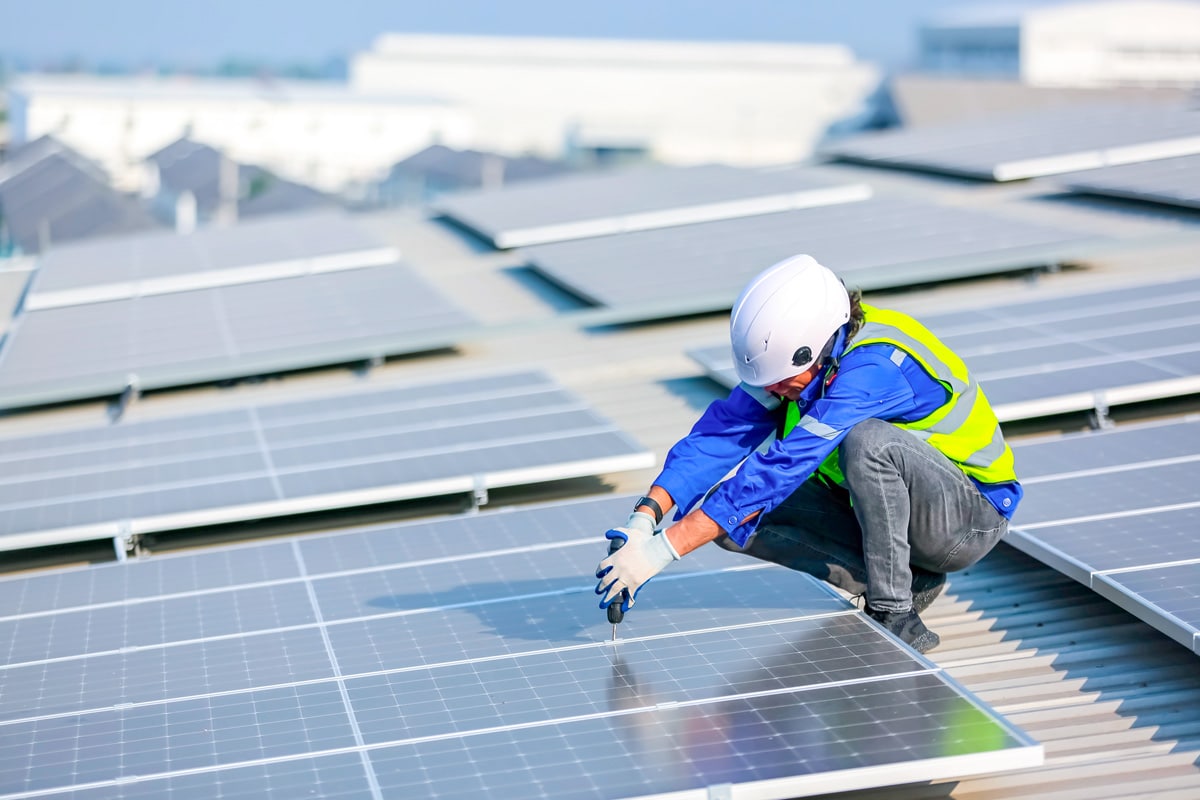 Fotovoltaico commerciale e industriale - Potenza ed efficienza - Elettro System Bedin Vicenza